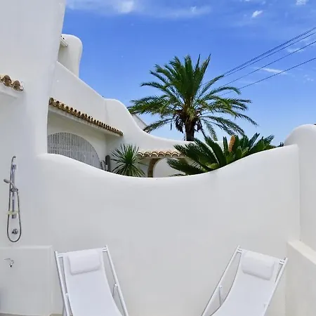 Alohamakani Beachhouse * デニア